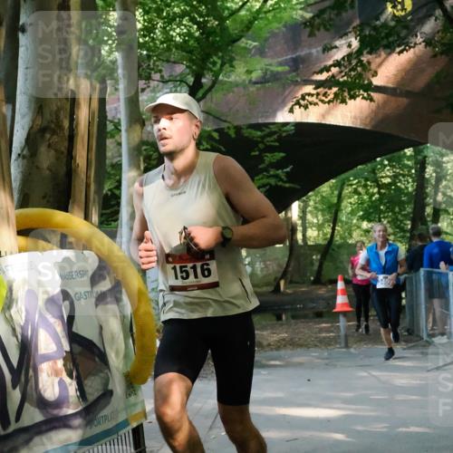 28.09.2025 - 33. Volkslauf durch das schöne Alstertal Fabian Wolf http://msf.ph/oto/8977621 28.09.2025 11:31:50 Laufen 1516, 3402 meine-sportfotos.de
