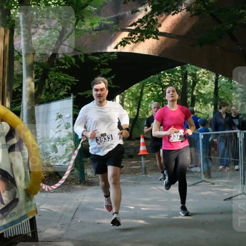 28.09.2025 - 33. Volkslauf durch das schöne Alstertal Fabian Wolf http://msf.ph/oto/8977624 28.09.2025 11:31:54 Laufen 3933, 3329 meine-sportfotos.de