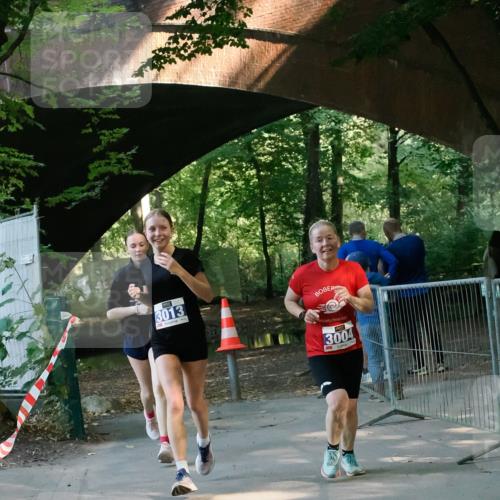 28.09.2025 - 33. Volkslauf durch das schöne Alstertal Fabian Wolf http://msf.ph/oto/8977666 28.09.2025 11:33:31 Laufen 3013, 3004 meine-sportfotos.de
