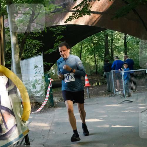 28.09.2025 - 33. Volkslauf durch das schöne Alstertal Fabian Wolf http://msf.ph/oto/8977672 28.09.2025 11:33:39 Laufen 3103 meine-sportfotos.de