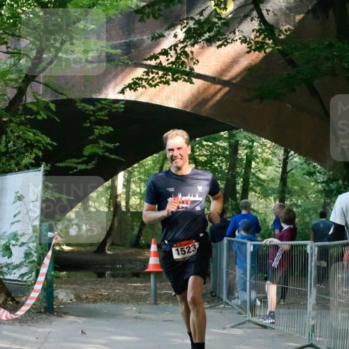 28.09.2025 - 33. Volkslauf durch das schöne Alstertal Fabian Wolf http://msf.ph/oto/8977695 28.09.2025 11:34:41 Laufen 1523 meine-sportfotos.de