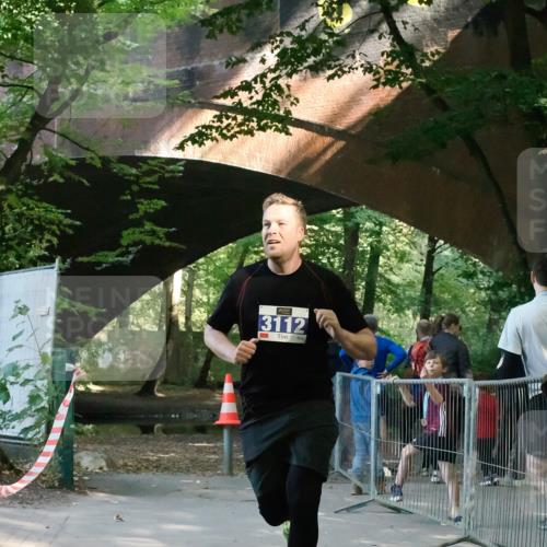 28.09.2025 - 33. Volkslauf durch das schöne Alstertal Fabian Wolf http://msf.ph/oto/8977696 28.09.2025 11:34:45 Laufen 3112 meine-sportfotos.de