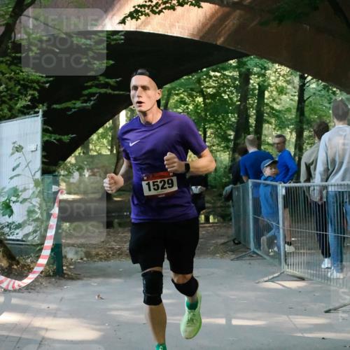 28.09.2025 - 33. Volkslauf durch das schöne Alstertal Fabian Wolf http://msf.ph/oto/8977700 28.09.2025 11:35:51 Laufen 1529 meine-sportfotos.de