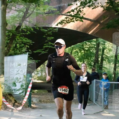 28.09.2025 - 33. Volkslauf durch das schöne Alstertal Fabian Wolf http://msf.ph/oto/8977714 28.09.2025 11:37:17 Laufen 1540, 3161 meine-sportfotos.de