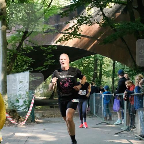 28.09.2025 - 33. Volkslauf durch das schöne Alstertal Fabian Wolf http://msf.ph/oto/8977732 28.09.2025 11:38:05 Laufen 056 meine-sportfotos.de