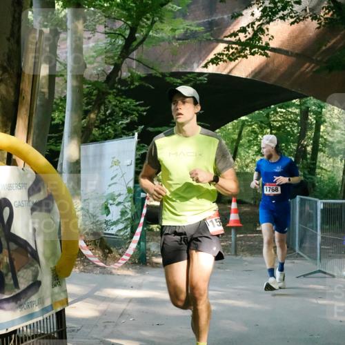 28.09.2025 - 33. Volkslauf durch das schöne Alstertal Fabian Wolf http://msf.ph/oto/8977748 28.09.2025 11:39:15 Laufen 15, 1768 meine-sportfotos.de