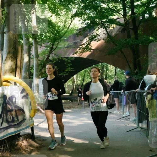 28.09.2025 - 33. Volkslauf durch das schöne Alstertal Fabian Wolf http://msf.ph/oto/8977763 28.09.2025 11:40:26 Laufen 3243, 3259 meine-sportfotos.de