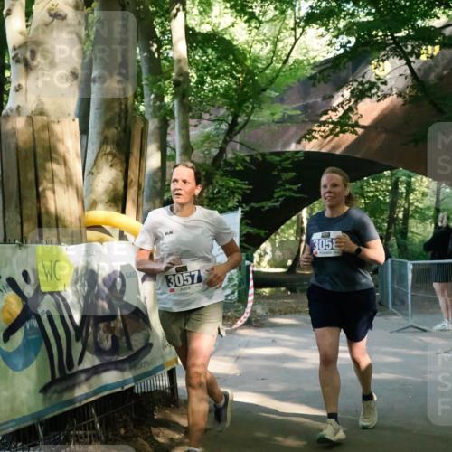 28.09.2025 - 33. Volkslauf durch das schöne Alstertal Fabian Wolf http://msf.ph/oto/8977771 28.09.2025 11:40:53 Laufen 3057, 3052 meine-sportfotos.de