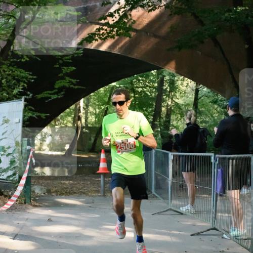 28.09.2025 - 33. Volkslauf durch das schöne Alstertal Fabian Wolf http://msf.ph/oto/8977789 28.09.2025 11:42:12 Laufen 2506 meine-sportfotos.de