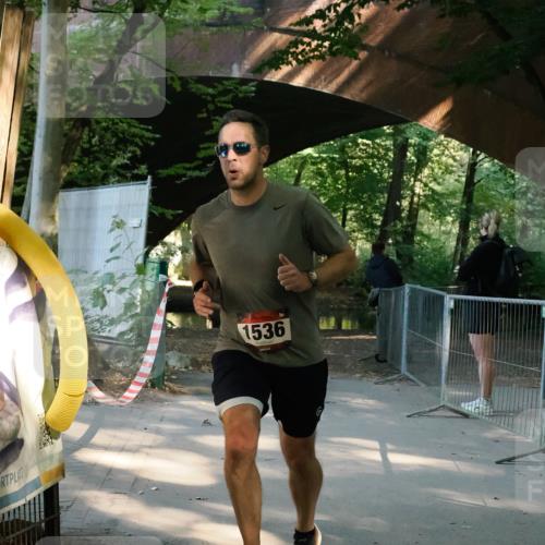 28.09.2025 - 33. Volkslauf durch das schöne Alstertal Fabian Wolf http://msf.ph/oto/8977806 28.09.2025 11:43:31 Laufen 1536 meine-sportfotos.de