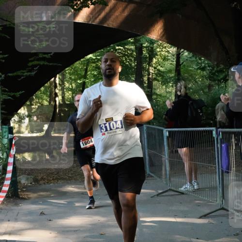 28.09.2025 - 33. Volkslauf durch das schöne Alstertal Fabian Wolf http://msf.ph/oto/8977814 28.09.2025 11:44:12 Laufen 1604, 3104 meine-sportfotos.de