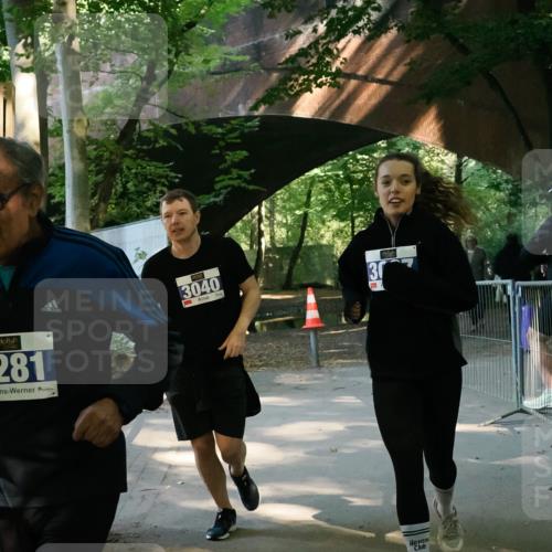 28.09.2025 - 33. Volkslauf durch das schöne Alstertal Fabian Wolf http://msf.ph/oto/8977831 28.09.2025 11:45:09 Laufen 281, 3040, 30 meine-sportfotos.de