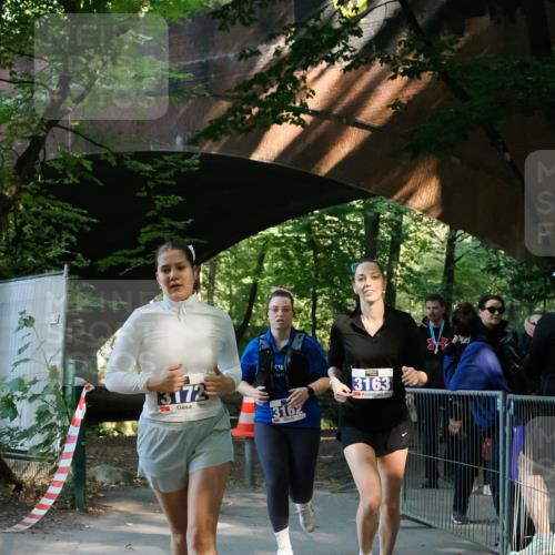 28.09.2025 - 33. Volkslauf durch das schöne Alstertal Fabian Wolf http://msf.ph/oto/8977847 28.09.2025 11:46:26 Laufen 3172, 3162, 3163 meine-sportfotos.de