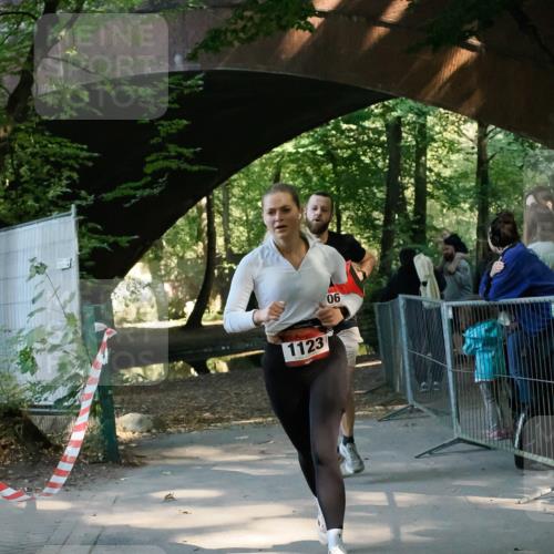 28.09.2025 - 33. Volkslauf durch das schöne Alstertal Fabian Wolf http://msf.ph/oto/8977875 28.09.2025 11:48:41 Laufen 1123, 06 meine-sportfotos.de