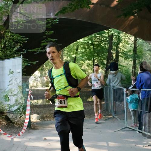 28.09.2025 - 33. Volkslauf durch das schöne Alstertal Fabian Wolf http://msf.ph/oto/8977880 28.09.2025 11:49:11 Laufen 1581, 2608 meine-sportfotos.de