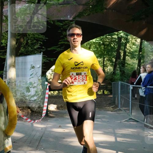 28.09.2025 - 33. Volkslauf durch das schöne Alstertal Fabian Wolf http://msf.ph/oto/8977893 28.09.2025 11:50:26 Laufen 2389 meine-sportfotos.de
