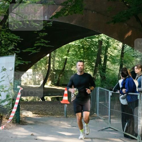 28.09.2025 - 33. Volkslauf durch das schöne Alstertal Fabian Wolf http://msf.ph/oto/8977913 28.09.2025 11:52:28 Laufen  meine-sportfotos.de