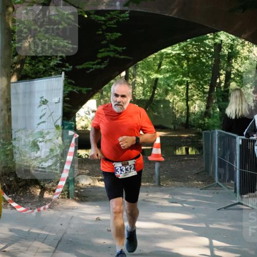 28.09.2025 - 33. Volkslauf durch das schöne Alstertal Fabian Wolf http://msf.ph/oto/8977928 28.09.2025 11:53:51 Laufen 3332 meine-sportfotos.de