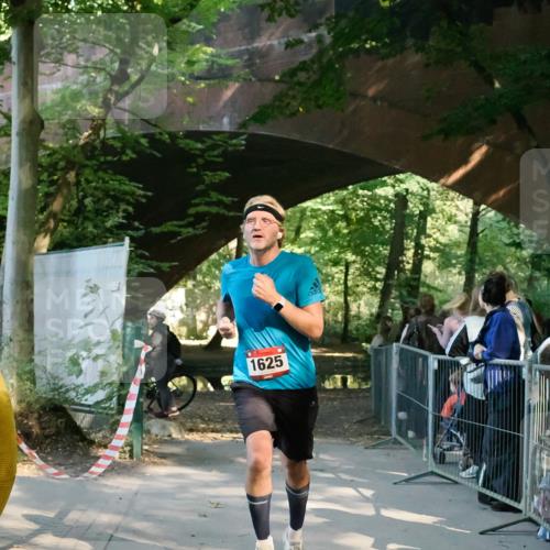 28.09.2025 - 33. Volkslauf durch das schöne Alstertal Fabian Wolf http://msf.ph/oto/8977973 28.09.2025 11:56:06 Laufen 1625 meine-sportfotos.de