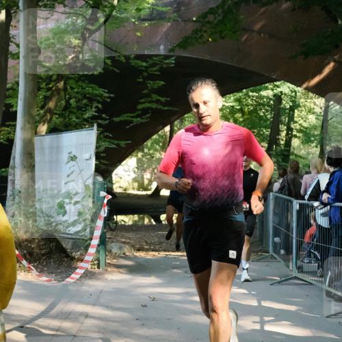 28.09.2025 - 33. Volkslauf durch das schöne Alstertal Fabian Wolf http://msf.ph/oto/8977975 28.09.2025 11:56:13 Laufen  meine-sportfotos.de