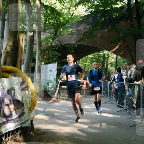 28.09.2025 - 33. Volkslauf durch das schöne Alstertal Fabian Wolf http://msf.ph/oto/8977979 28.09.2025 11:56:16 Laufen 2475, 1770 meine-sportfotos.de