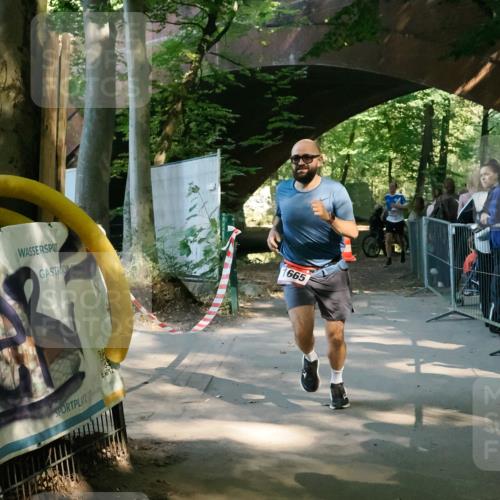 28.09.2025 - 33. Volkslauf durch das schöne Alstertal Fabian Wolf http://msf.ph/oto/8977982 28.09.2025 11:56:19 Laufen 665 meine-sportfotos.de