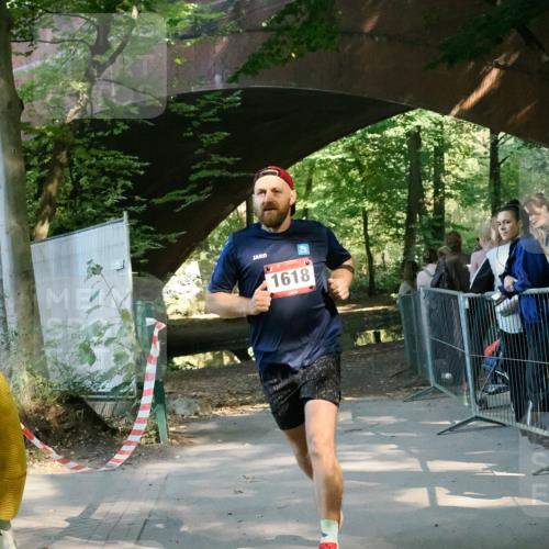 28.09.2025 - 33. Volkslauf durch das schöne Alstertal Fabian Wolf http://msf.ph/oto/8977984 28.09.2025 11:56:36 Laufen 1618 meine-sportfotos.de