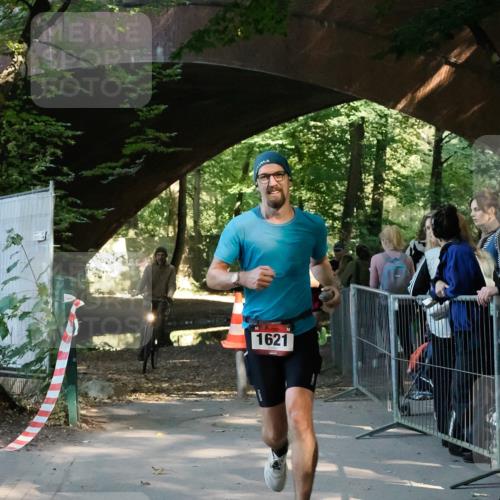 28.09.2025 - 33. Volkslauf durch das schöne Alstertal Fabian Wolf http://msf.ph/oto/8977992 28.09.2025 11:57:09 Laufen 1621 meine-sportfotos.de