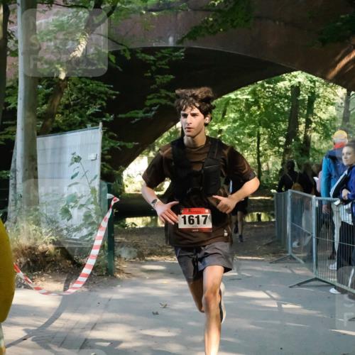 28.09.2025 - 33. Volkslauf durch das schöne Alstertal Fabian Wolf http://msf.ph/oto/8978008 28.09.2025 11:58:27 Laufen 1617 meine-sportfotos.de