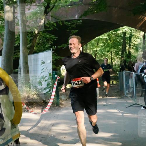 28.09.2025 - 33. Volkslauf durch das schöne Alstertal Fabian Wolf http://msf.ph/oto/8978009 28.09.2025 11:58:42 Laufen 1623 meine-sportfotos.de