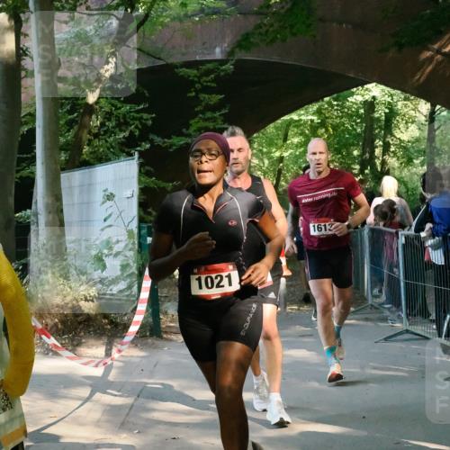 28.09.2025 - 33. Volkslauf durch das schöne Alstertal Fabian Wolf http://msf.ph/oto/8978023 28.09.2025 11:59:43 Laufen 1021, 1613 meine-sportfotos.de