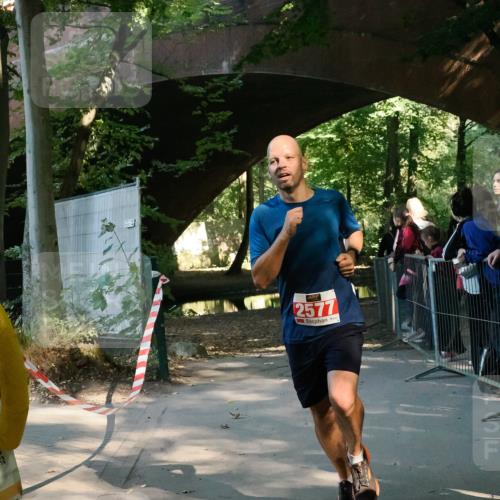 28.09.2025 - 33. Volkslauf durch das schöne Alstertal Fabian Wolf http://msf.ph/oto/8978027 28.09.2025 11:59:47 Laufen 2577 meine-sportfotos.de