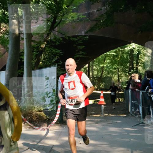 28.09.2025 - 33. Volkslauf durch das schöne Alstertal Fabian Wolf http://msf.ph/oto/8978041 28.09.2025 12:00:58 Laufen 1676 meine-sportfotos.de