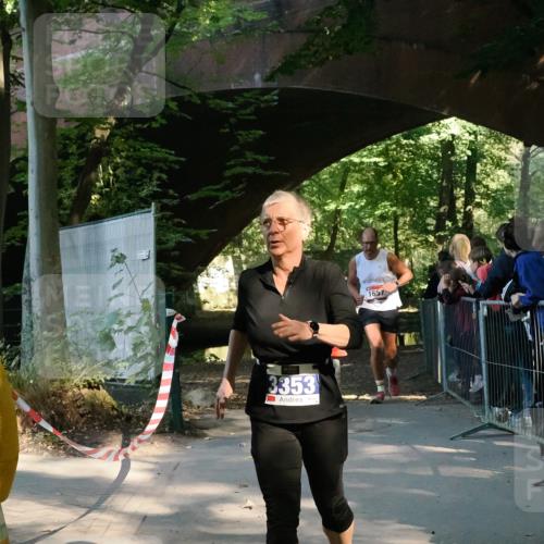 28.09.2025 - 33. Volkslauf durch das schöne Alstertal Fabian Wolf http://msf.ph/oto/8978042 28.09.2025 12:01:07 Laufen 3353, 1657 meine-sportfotos.de