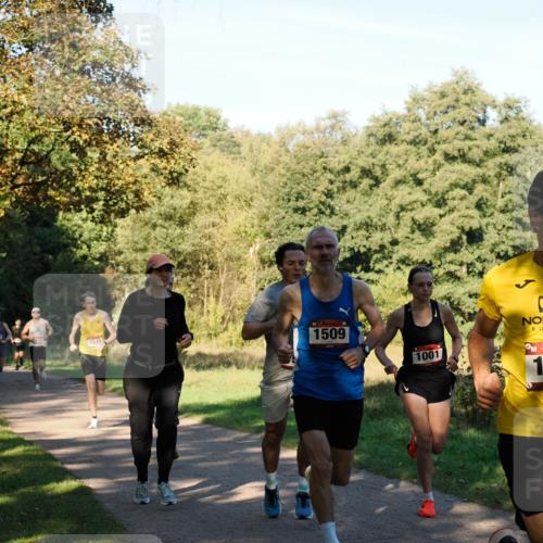 28.09.2025 - 33. Volkslauf durch das schöne Alstertal Fabian Wolf http://msf.ph/oto/8978070 28.09.2025 10:03:30 Laufen 1515, 1509, 1001, 1 meine-sportfotos.de