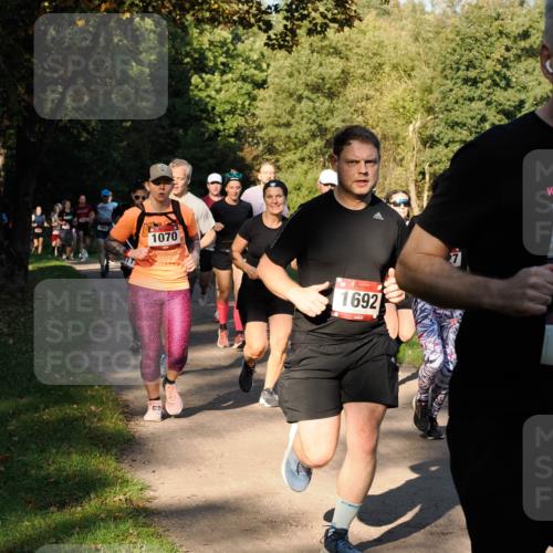 28.09.2025 - 33. Volkslauf durch das schöne Alstertal Fabian Wolf http://msf.ph/oto/8978201 28.09.2025 10:05:03 Laufen 3, 1070, 1692 meine-sportfotos.de