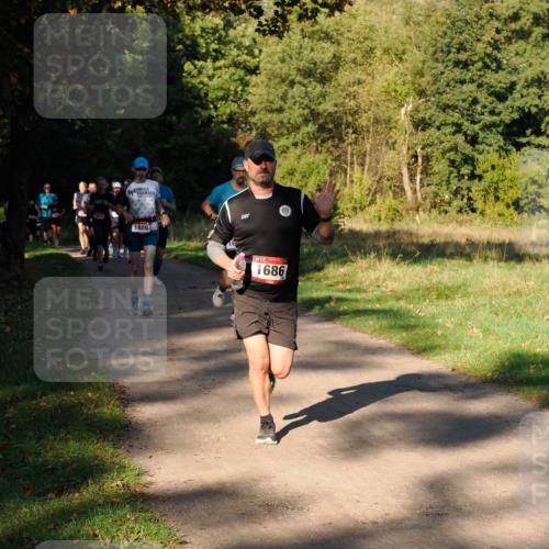 28.09.2025 - 33. Volkslauf durch das schöne Alstertal Fabian Wolf http://msf.ph/oto/8978224 28.09.2025 10:05:08 Laufen 1656, 1686 meine-sportfotos.de