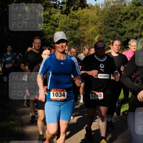 28.09.2025 - 33. Volkslauf durch das schöne Alstertal Fabian Wolf http://msf.ph/oto/8978300 28.09.2025 10:05:35 Laufen 1533, 166, 1034, 1748 meine-sportfotos.de