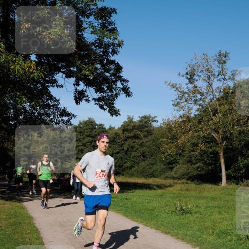 28.09.2025 - 33. Volkslauf durch das schöne Alstertal Fabian Wolf http://msf.ph/oto/8978510 28.09.2025 10:23:34 Laufen 2479 meine-sportfotos.de