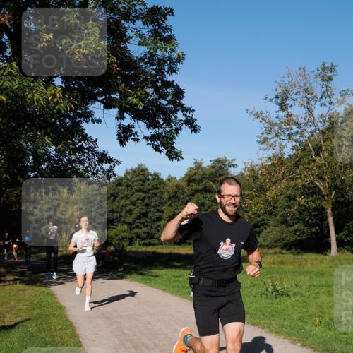 28.09.2025 - 33. Volkslauf durch das schöne Alstertal Fabian Wolf http://msf.ph/oto/8978543 28.09.2025 10:23:51 Laufen 2405 meine-sportfotos.de