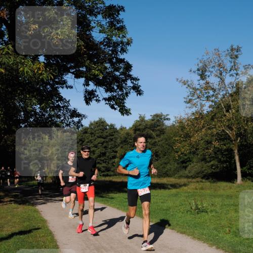 28.09.2025 - 33. Volkslauf durch das schöne Alstertal Fabian Wolf http://msf.ph/oto/8978561 28.09.2025 10:24:00 Laufen 2161, 2591, 2636 meine-sportfotos.de