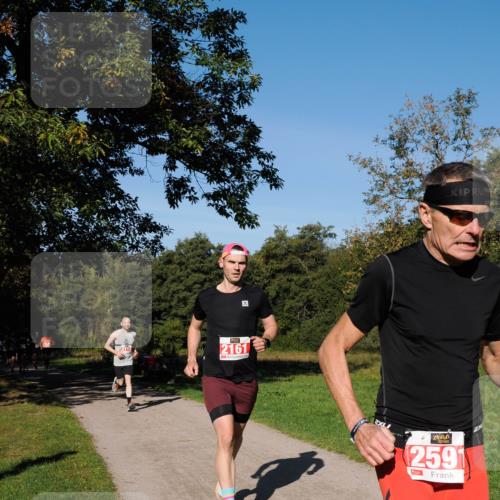 28.09.2025 - 33. Volkslauf durch das schöne Alstertal Fabian Wolf http://msf.ph/oto/8978570 28.09.2025 10:24:01 Laufen 4, 2161, 2591 meine-sportfotos.de