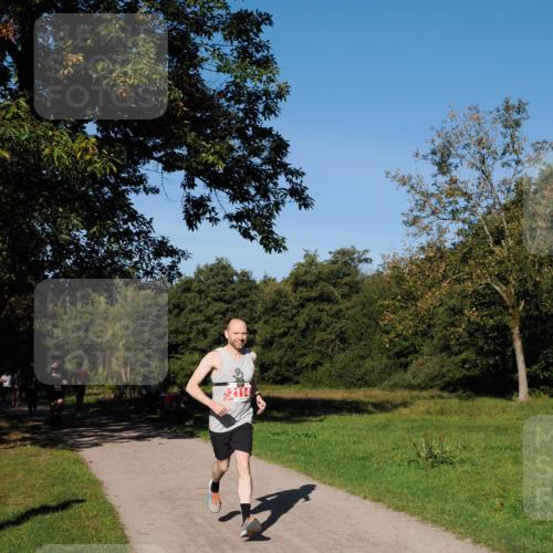 28.09.2025 - 33. Volkslauf durch das schöne Alstertal Fabian Wolf http://msf.ph/oto/8978577 28.09.2025 10:24:03 Laufen 2114 meine-sportfotos.de