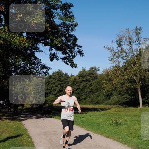 28.09.2025 - 33. Volkslauf durch das schöne Alstertal Fabian Wolf http://msf.ph/oto/8978579 28.09.2025 10:24:03 Laufen 2114 meine-sportfotos.de