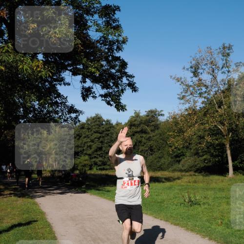 28.09.2025 - 33. Volkslauf durch das schöne Alstertal Fabian Wolf http://msf.ph/oto/8978582 28.09.2025 10:24:04 Laufen 2114 meine-sportfotos.de