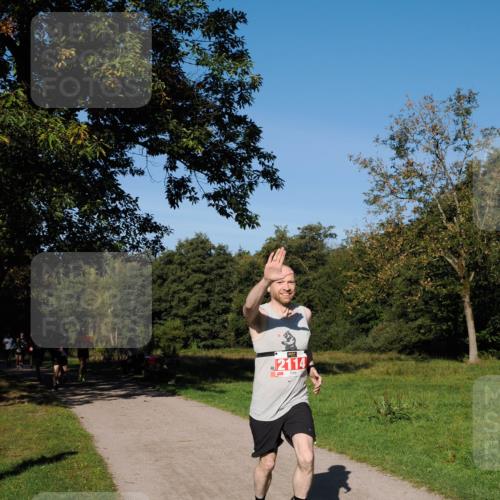 28.09.2025 - 33. Volkslauf durch das schöne Alstertal Fabian Wolf http://msf.ph/oto/8978583 28.09.2025 10:24:04 Laufen 2114 meine-sportfotos.de