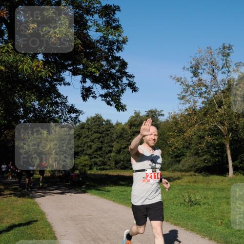 28.09.2025 - 33. Volkslauf durch das schöne Alstertal Fabian Wolf http://msf.ph/oto/8978584 28.09.2025 10:24:04 Laufen 2114 meine-sportfotos.de