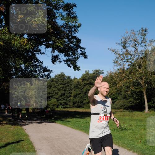 28.09.2025 - 33. Volkslauf durch das schöne Alstertal Fabian Wolf http://msf.ph/oto/8978585 28.09.2025 10:24:04 Laufen 2114, 1 meine-sportfotos.de