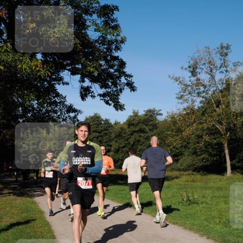 28.09.2025 - 33. Volkslauf durch das schöne Alstertal Fabian Wolf http://msf.ph/oto/8978593 28.09.2025 10:24:08 Laufen 2385, 2071 meine-sportfotos.de