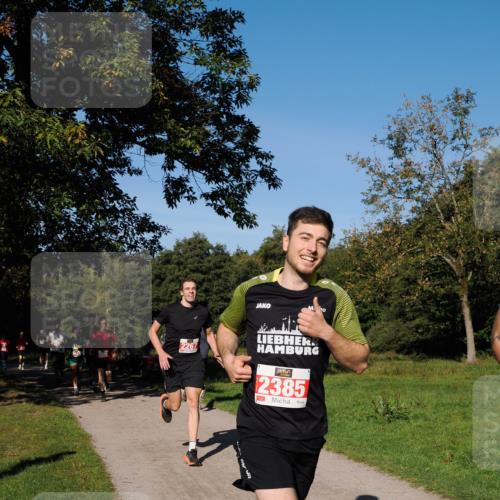 28.09.2025 - 33. Volkslauf durch das schöne Alstertal Fabian Wolf http://msf.ph/oto/8978615 28.09.2025 10:24:11 Laufen 2267, 2385, 1 meine-sportfotos.de